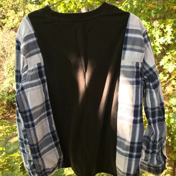 Upcycled Oversized Astronaut Graphic T-Shirt, Boy’s Size 10-12: Pullover Sweater - Picture 2 of 11